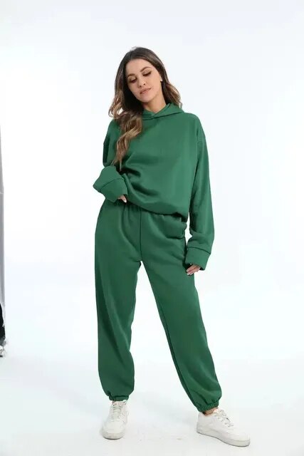 Women’s Sweat Set Loose Fit Hoodie and Joggers