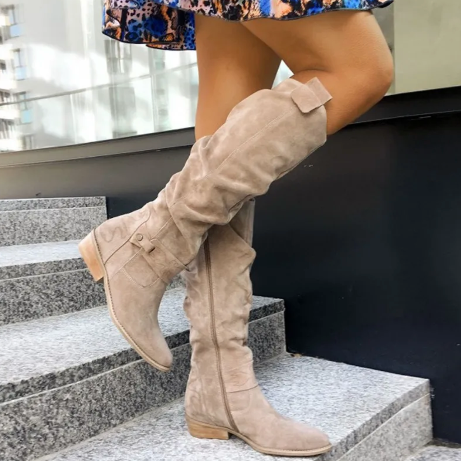 Women’s Mid-Calf Boots Straight Silhouette